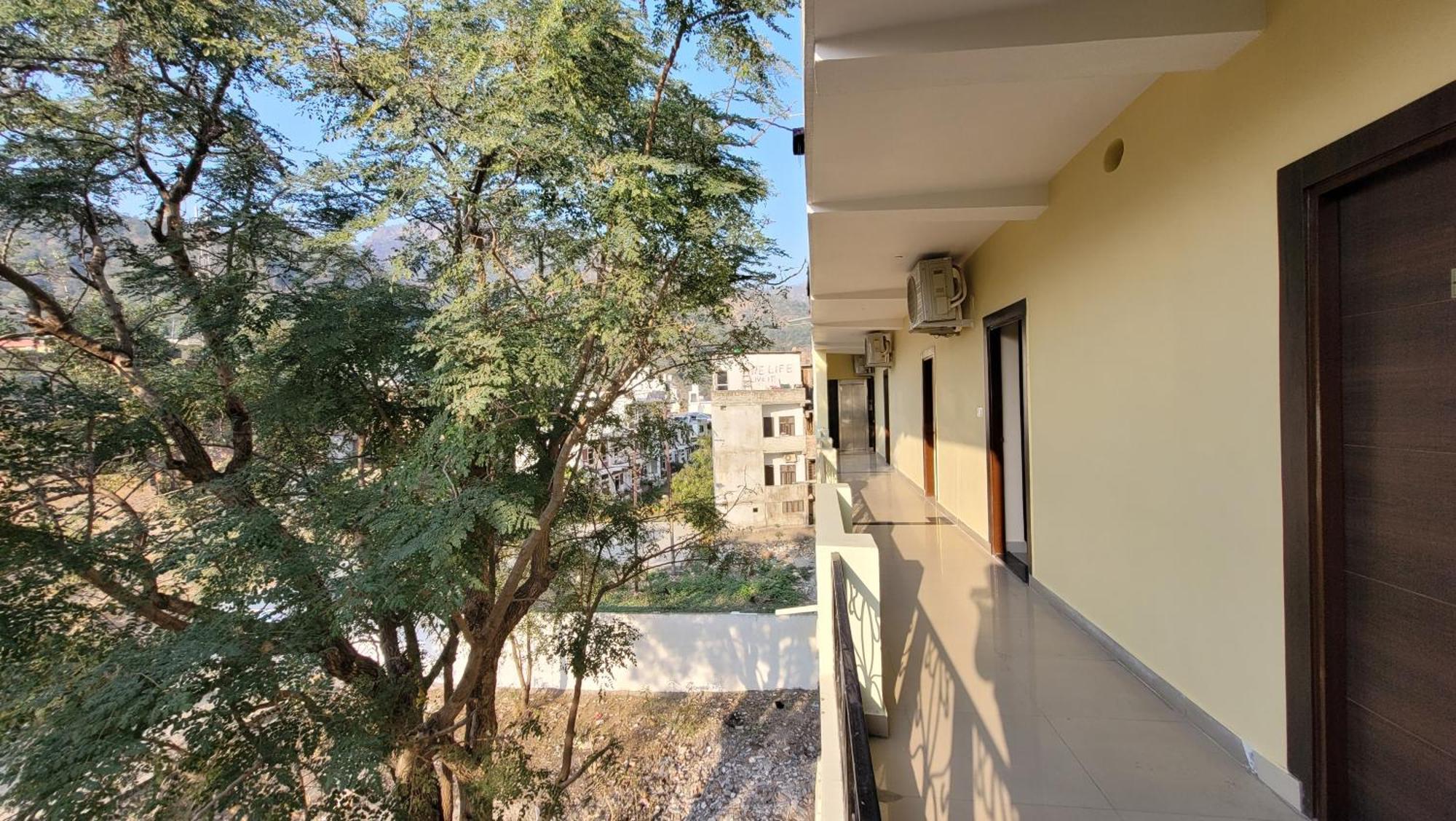 Hotel Keshav Nandan By The Shivaay リシケーシュ エクステリア 写真