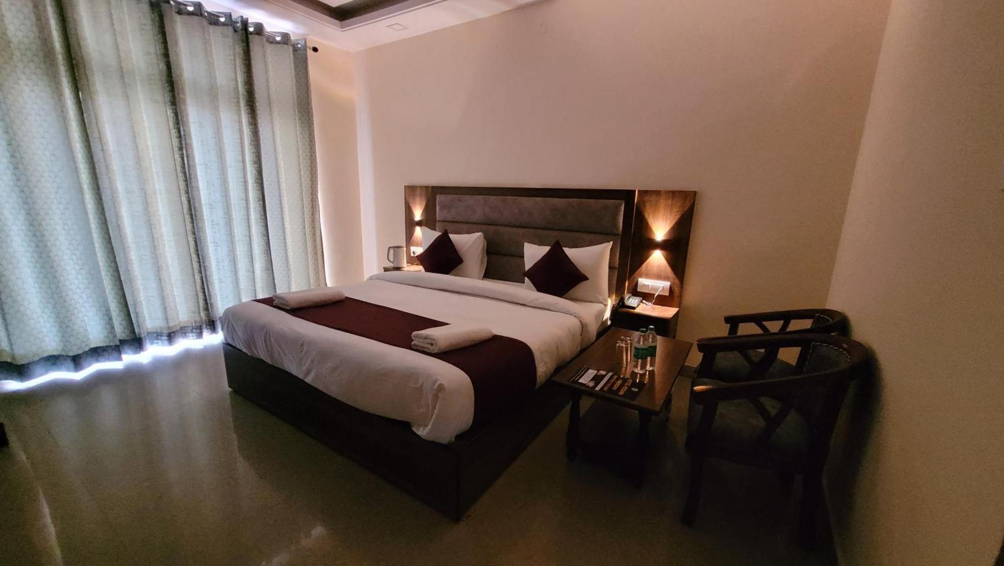 Hotel Keshav Nandan By The Shivaay リシケーシュ エクステリア 写真