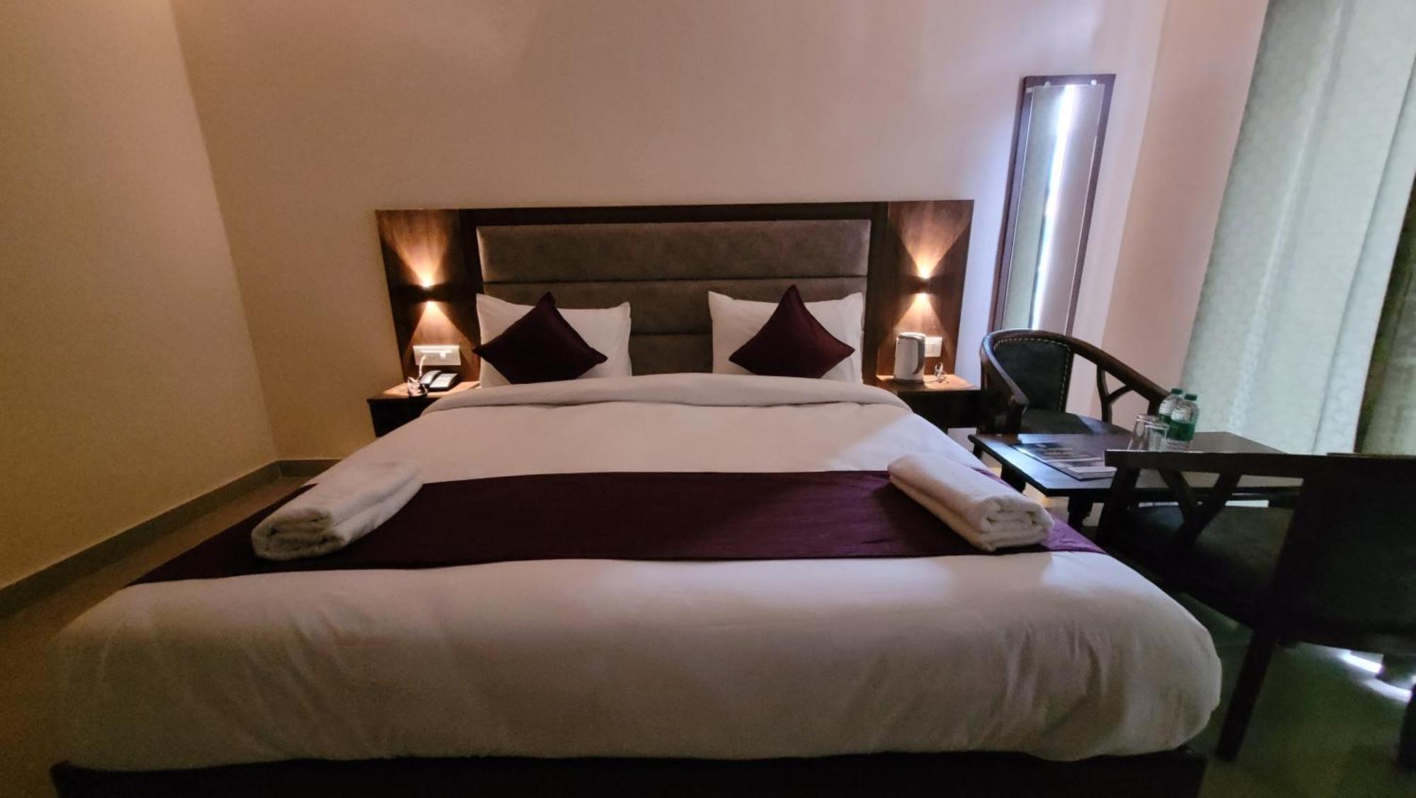 Hotel Keshav Nandan By The Shivaay リシケーシュ エクステリア 写真