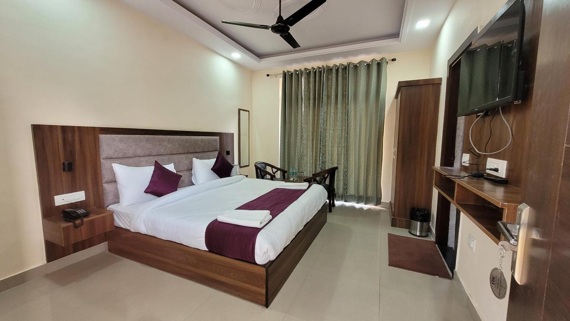 Hotel Keshav Nandan By The Shivaay リシケーシュ エクステリア 写真