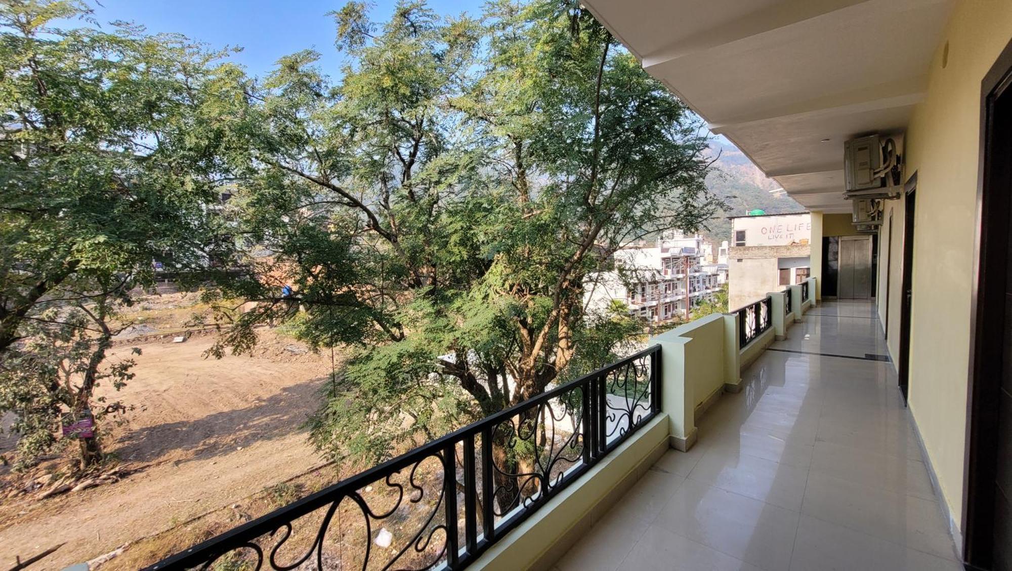 Hotel Keshav Nandan By The Shivaay リシケーシュ エクステリア 写真